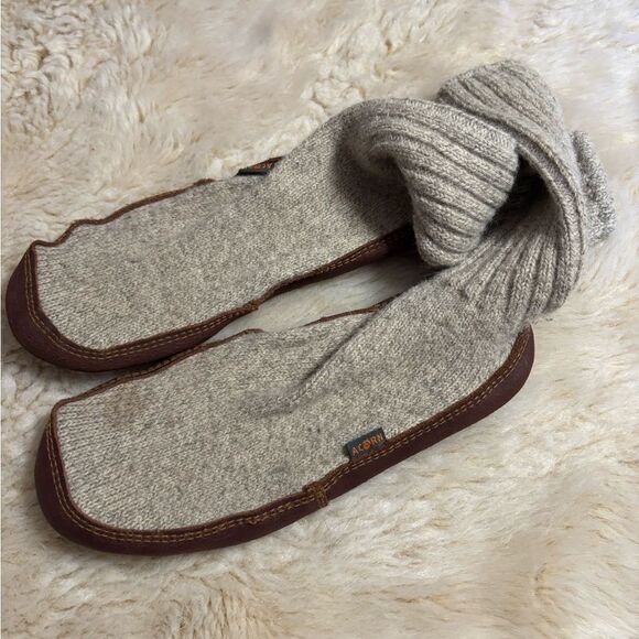 Women’s Acorn Leather Bottom Knit Slippers size 11/12 - Picture 5 of 5